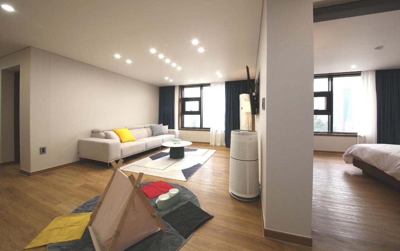 Browndot Hotel Jeonju Ajung ภายนอก รูปภาพ