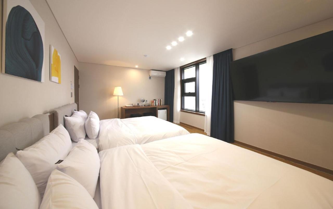Browndot Hotel Jeonju Ajung ภายนอก รูปภาพ