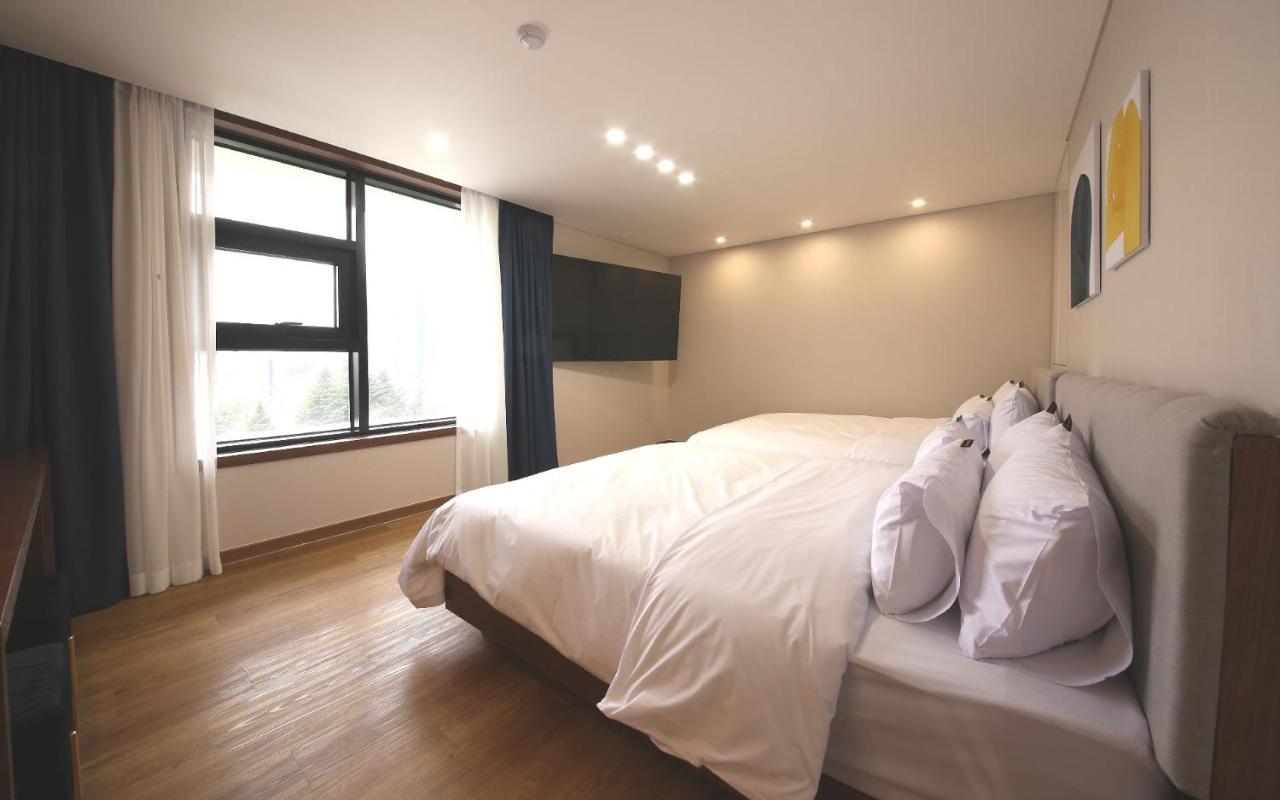 Browndot Hotel Jeonju Ajung ภายนอก รูปภาพ
