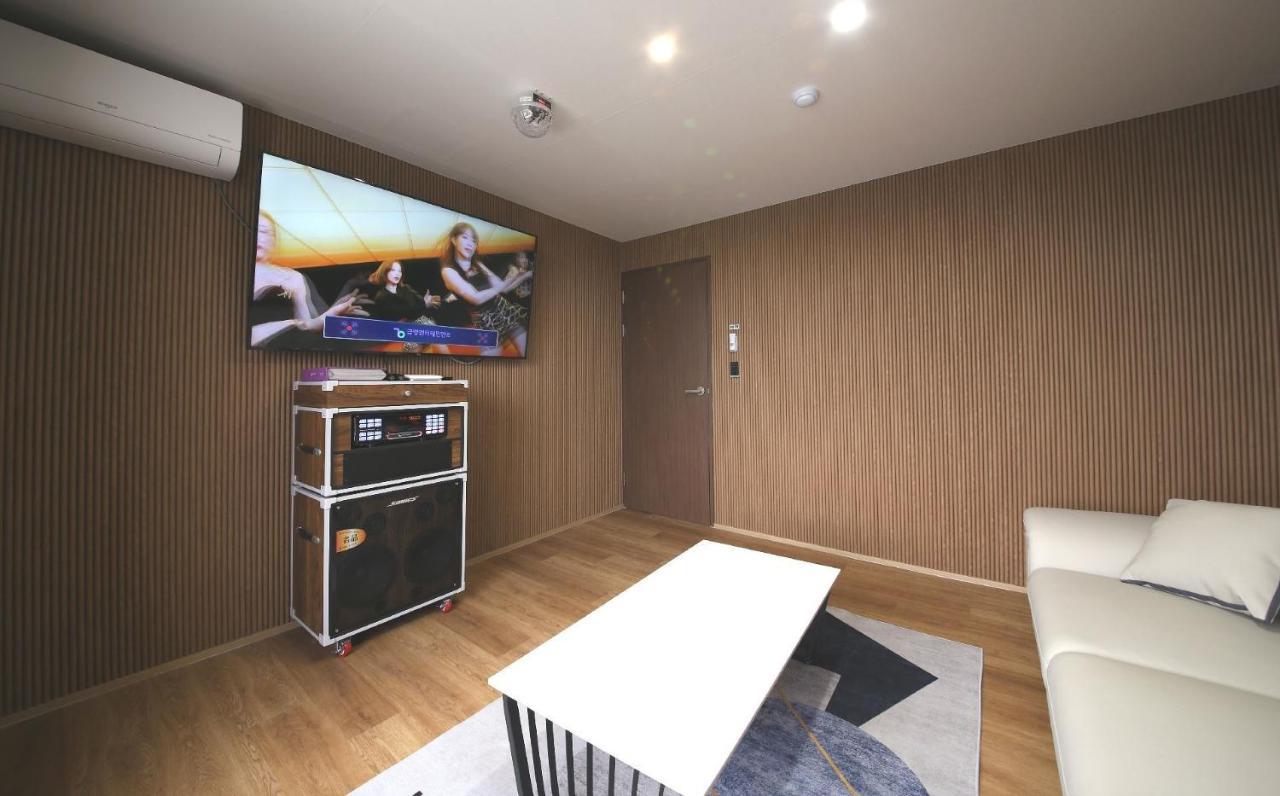 Browndot Hotel Jeonju Ajung ภายนอก รูปภาพ